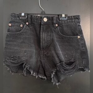 Women’s size 4 Zara name brand black denim shorts. Great condition.